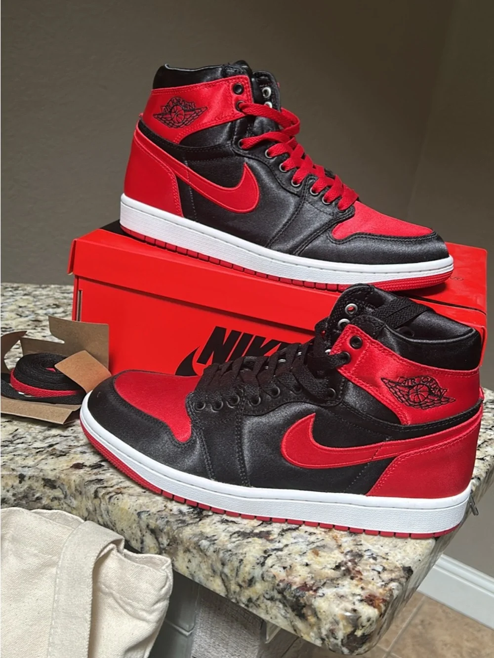 Nike Air Jordan 1 Retro High OG “Satin Bred” – Women’s Shoes Sneakers